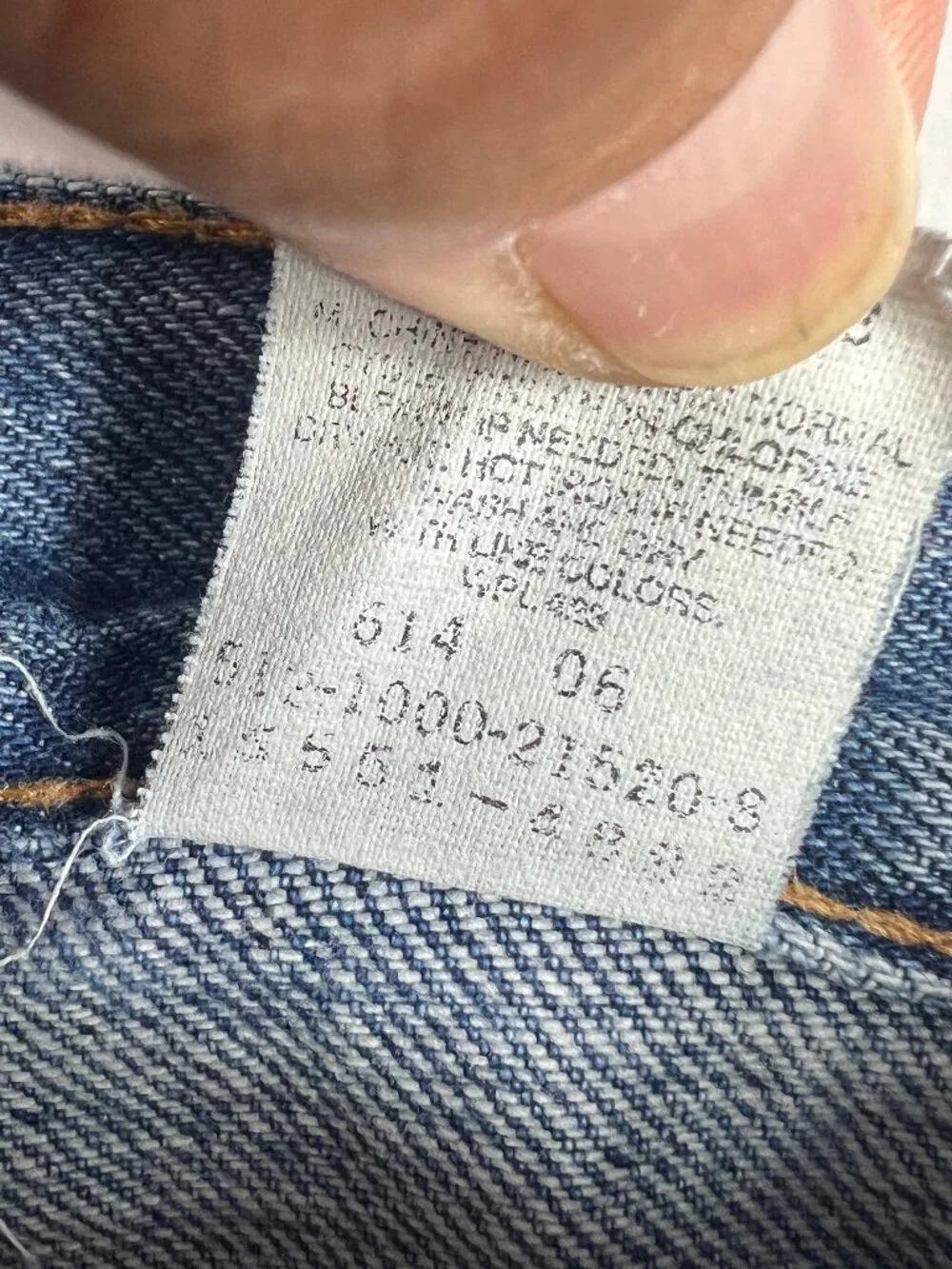 Y2K Levi's Jean Shorts Women 27* High Rise Blue Distressed Jorts USA Made Tag 10